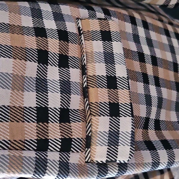 Maurices Caramel, Tan, and Brown Checkered Blazer NWOT - Picture 7 of 16